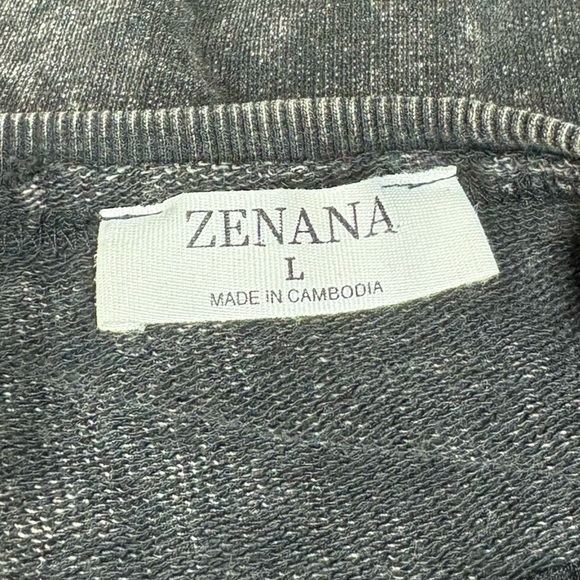 Zenana Crewneck - Picture 5 of 5